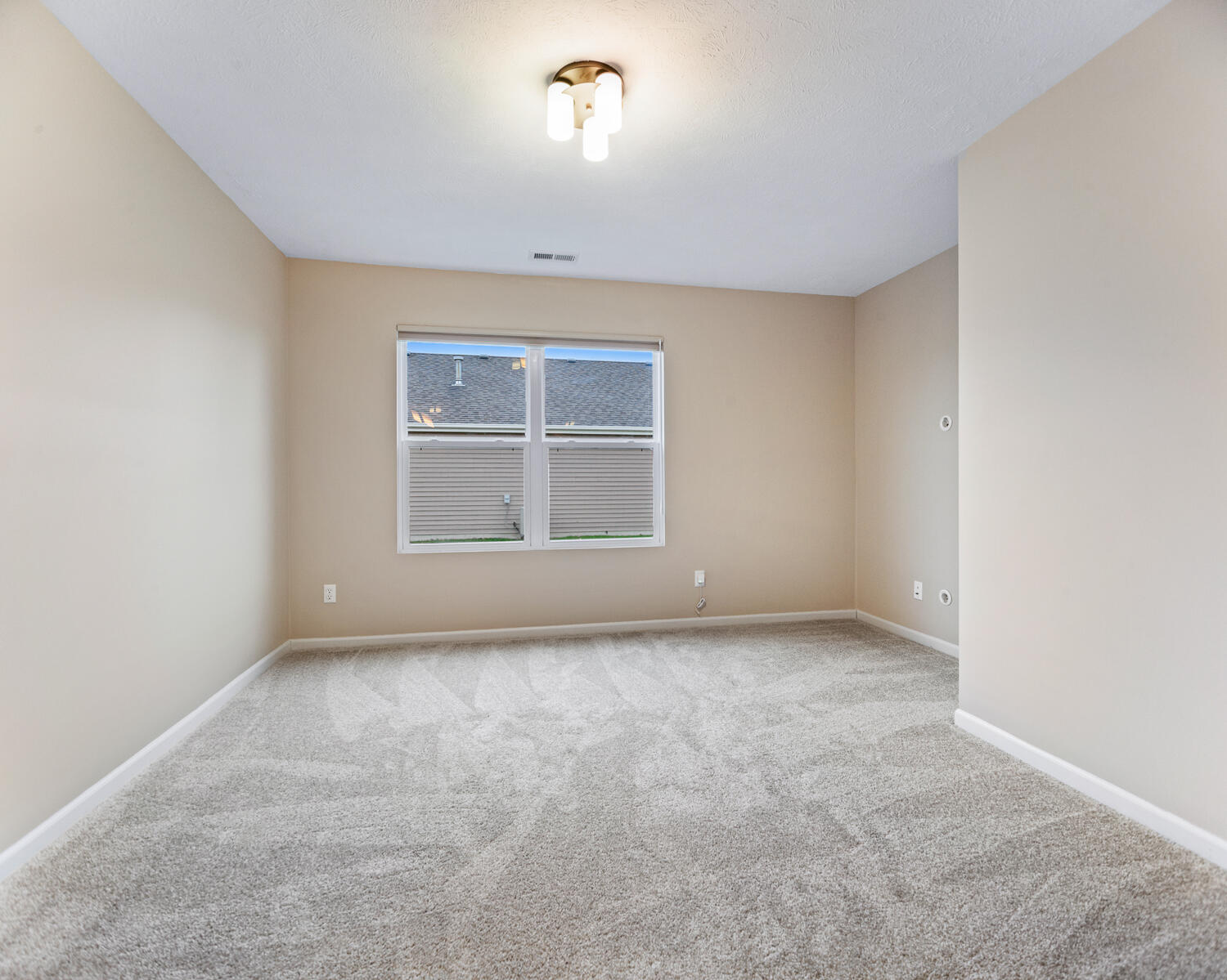 515 East 117th Place Crown Point, IN 46307 - Photo 15 of 35 a view of an empty room with a window