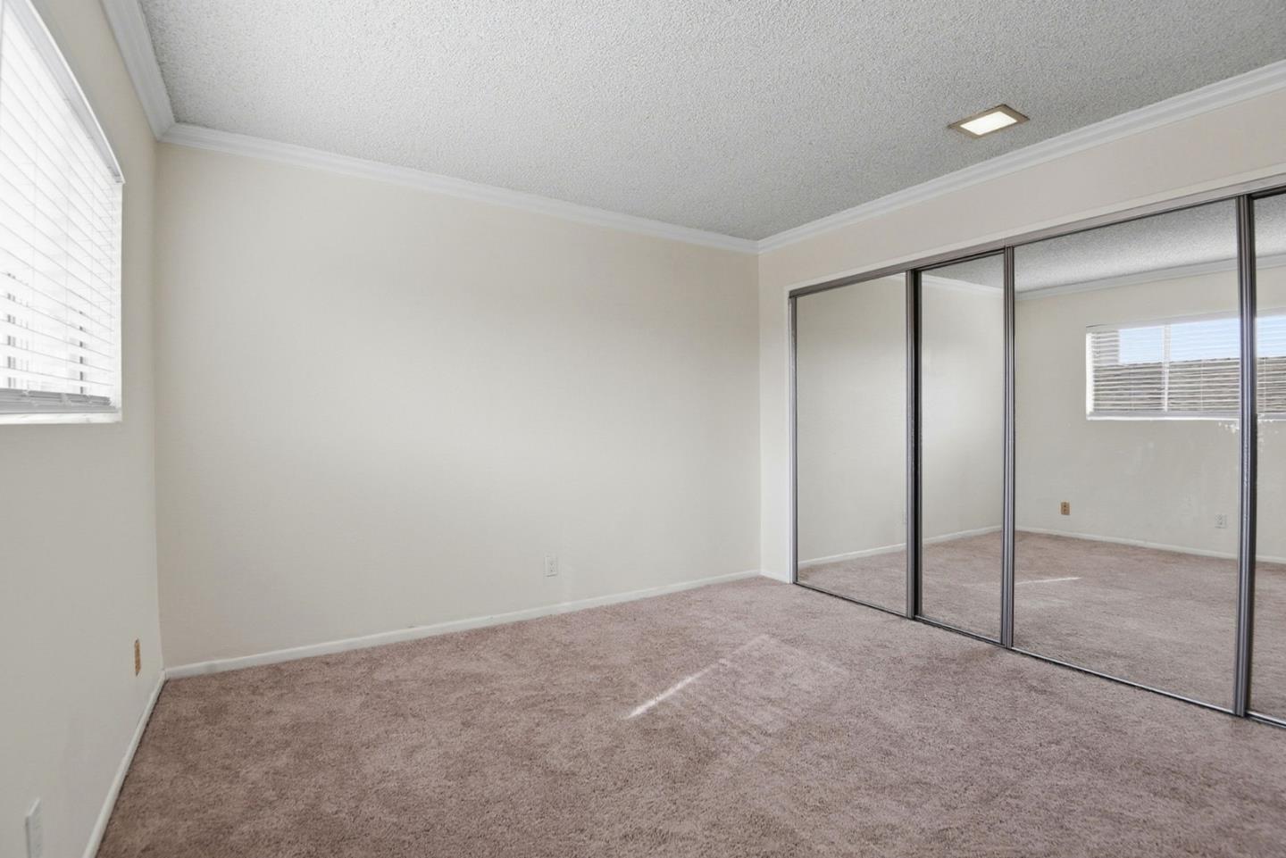 545 Chestnut Avenue, Unit 206 Long Beach, CA 90802 - Photo 15 of 23