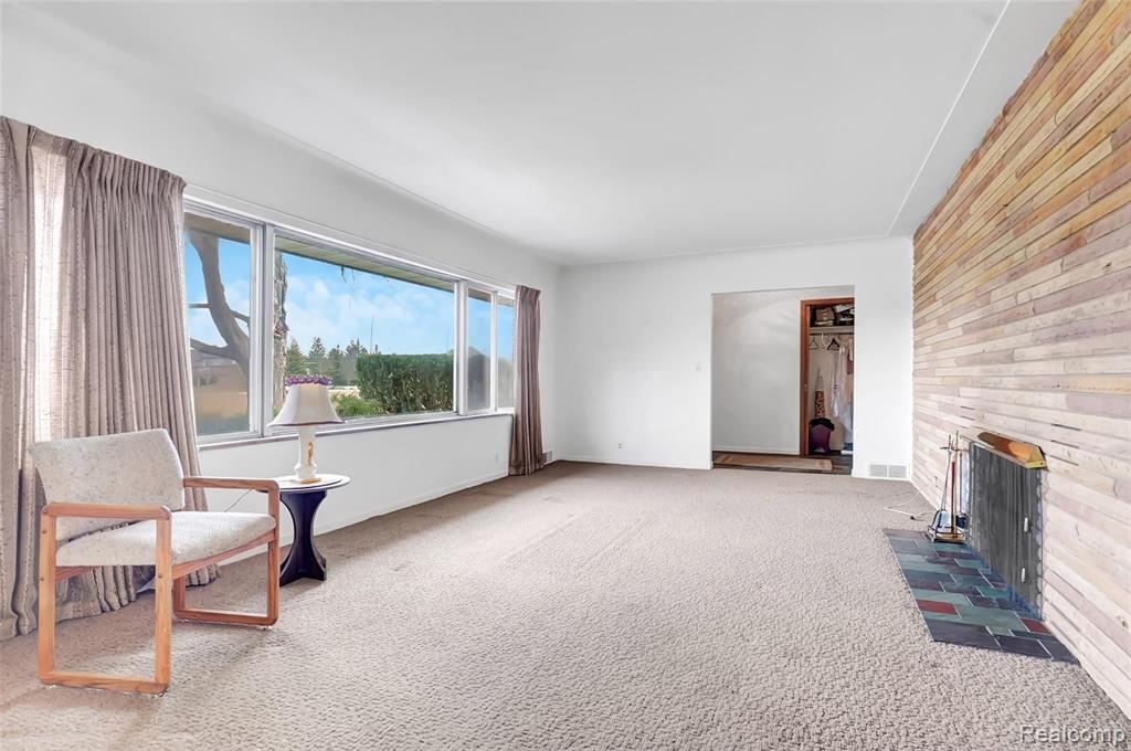 48707 Eight Mile Road Northville, MI 48167 - Photo 4 of 54