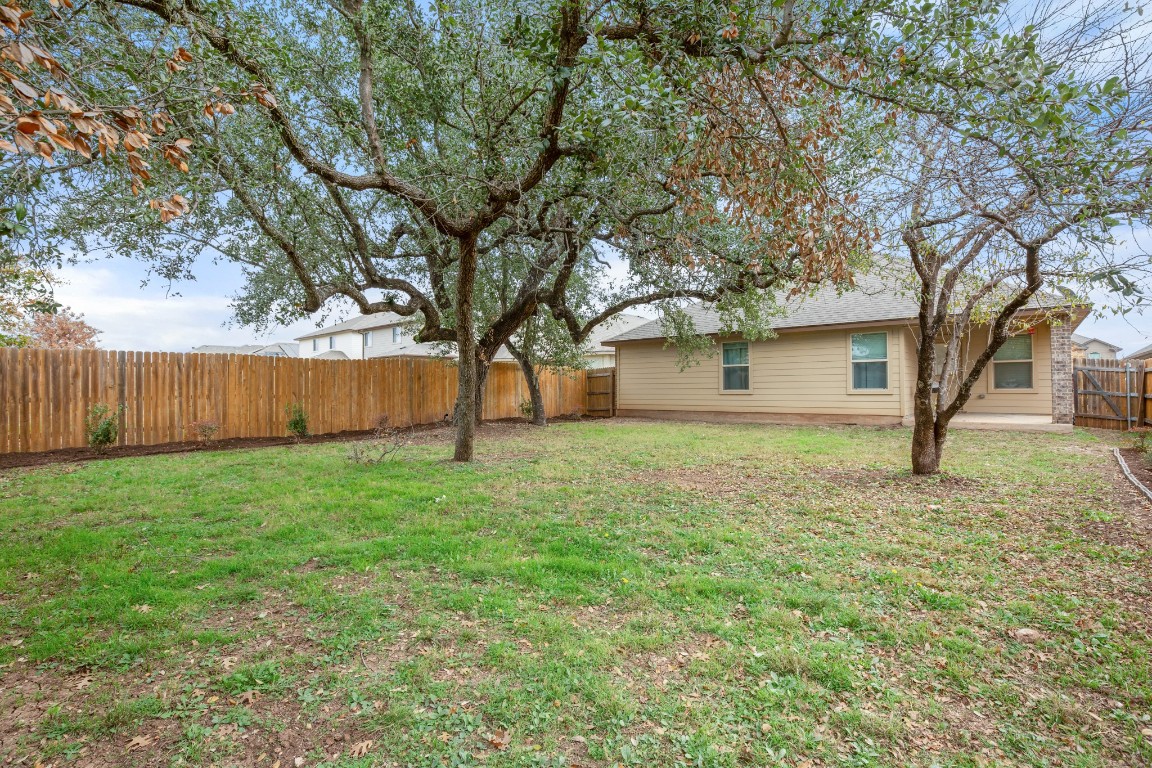 5526 Perdita Drive Belton, TX 76513 - Photo 21 of 23 a backyard of a house with lots of green space