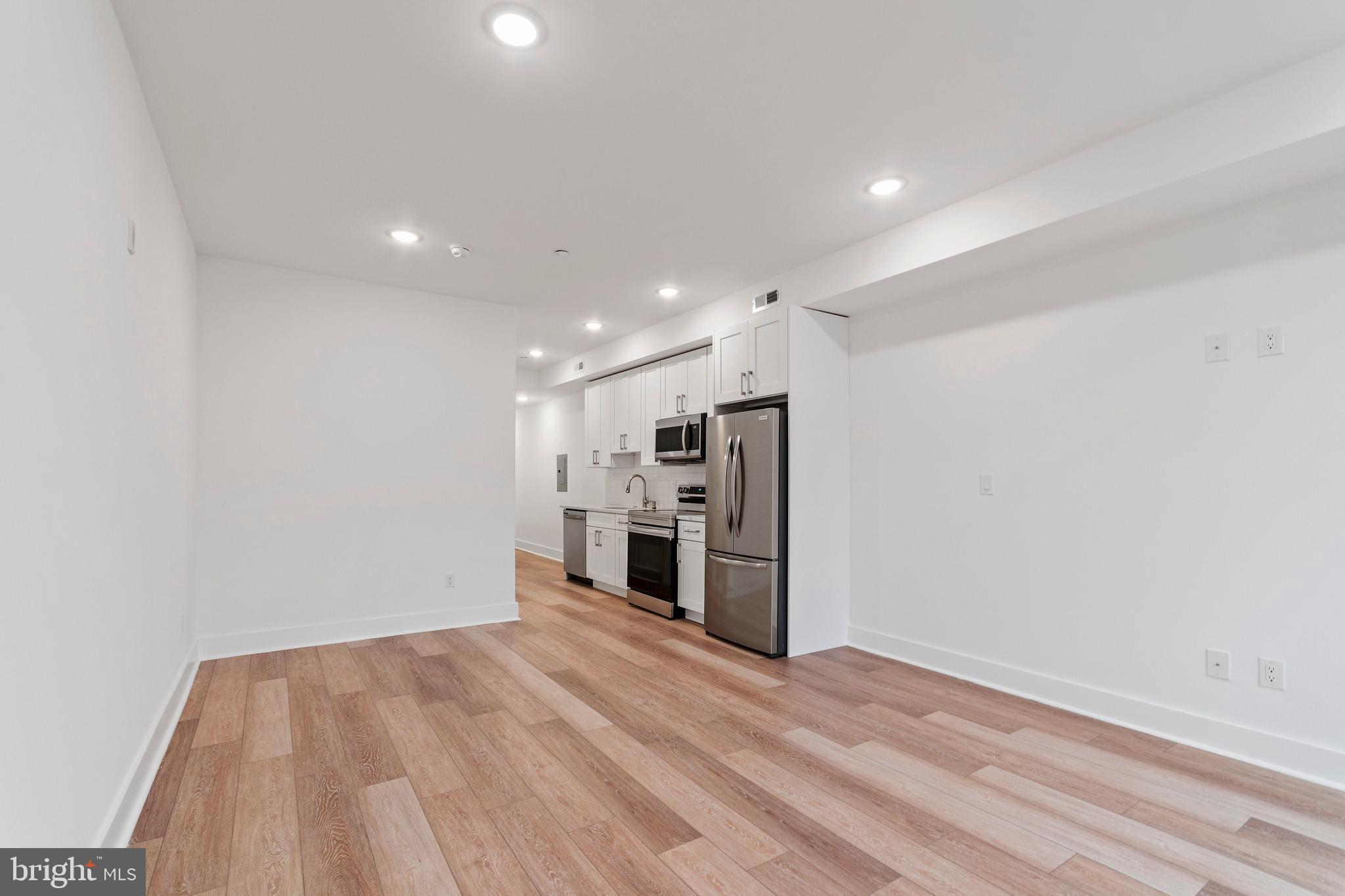 2904 West Diamond Street, Unit 4 Philadelphia, PA 19121 - Photo 3 of 14