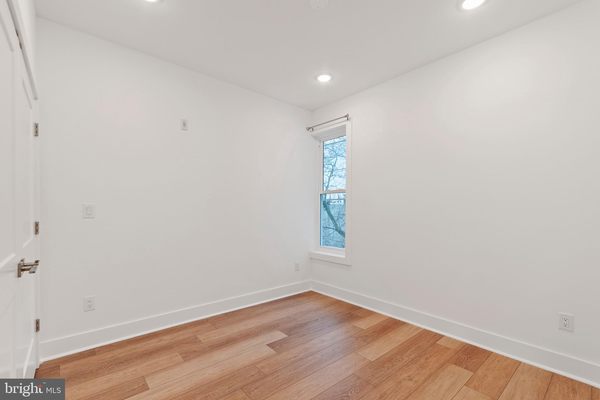 2904 West Diamond Street, Unit 4 Philadelphia, PA 19121 - Photo 8 of 14