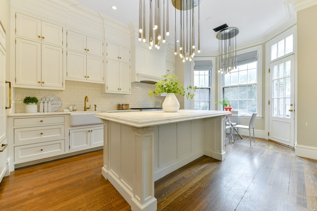 60 Chestnut Street Boston, MA 02108 - Photo 8 of 22