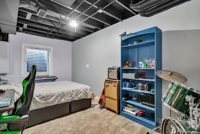 a view of a house with a big yard