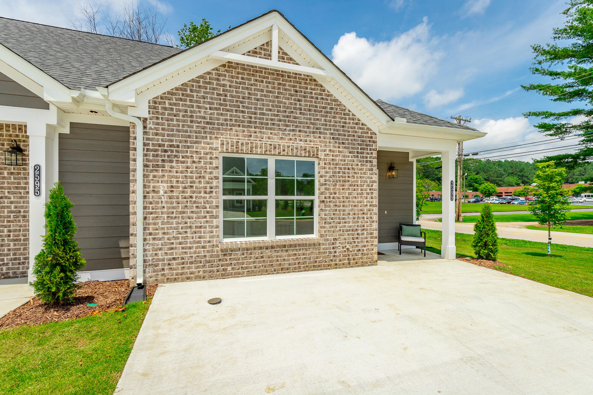2591 Bannerman Lane, Unit 3 Chattanooga, TN 37421 - Photo 5 of 33 2599 Brannerman Road HD-10