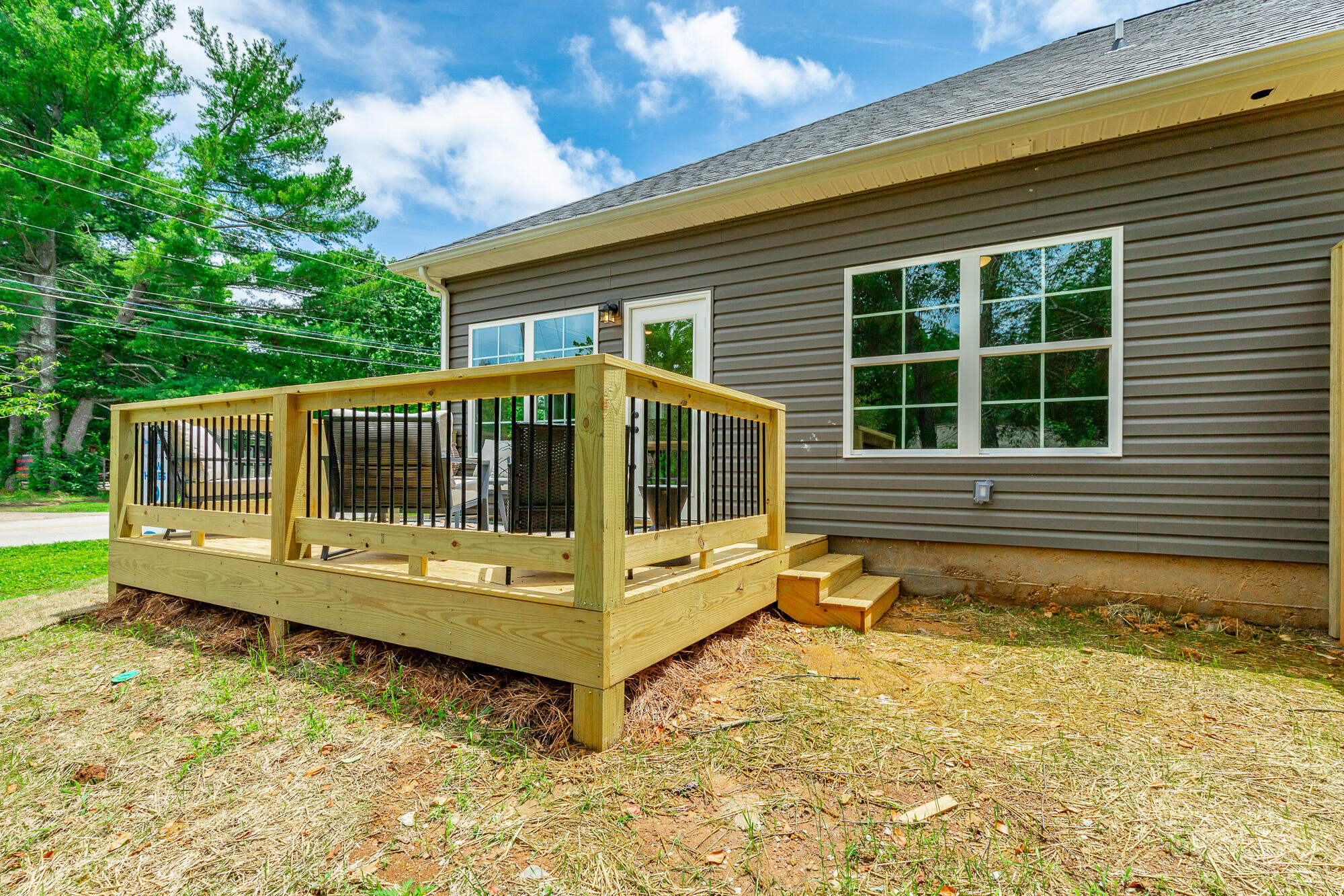 2591 Bannerman Lane, Unit 3 Chattanooga, TN 37421 - Photo 8 of 33 2599 Brannerman Road HD-19