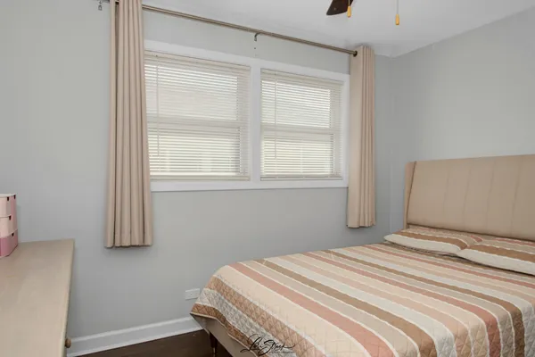 $364,900 | 11046 South Ewing Avenue, Chicago, IL 60617
