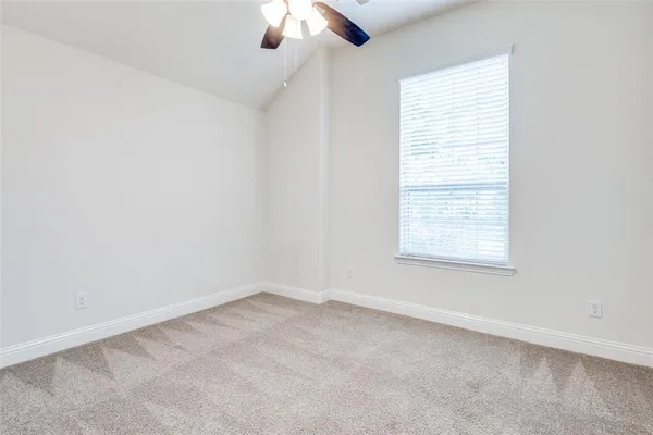 $3,200 | 1117 9th Street, Argyle, TX 76226