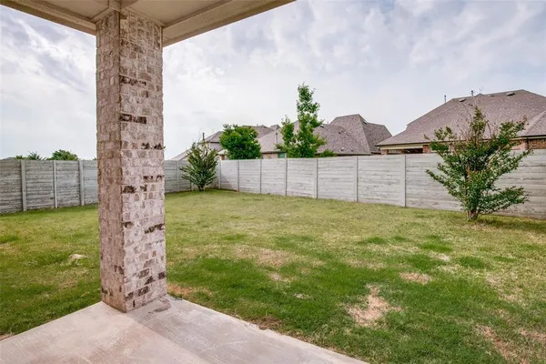 $3,200 | 1117 9th Street, Argyle, TX 76226