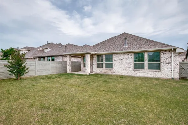 $3,200 | 1117 9th Street, Argyle, TX 76226