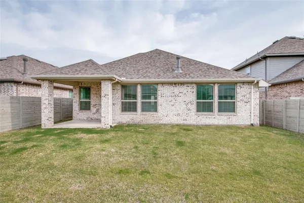$3,200 | 1117 9th Street, Argyle, TX 76226