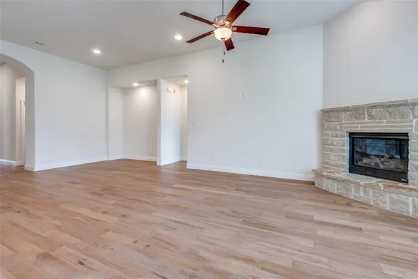$3,200 | 1117 9th Street, Argyle, TX 76226