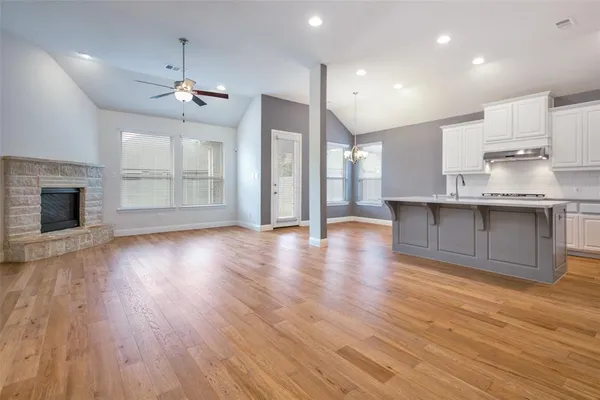 $3,200 | 1117 9th Street, Argyle, TX 76226