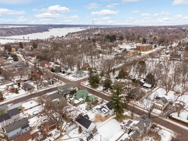 $650,000 | 516 Laurel Street West, Stillwater, MN 55082