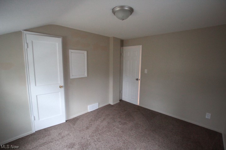 3606 Shelby Road Youngstown, OH 44511 - Photo 19 of 33