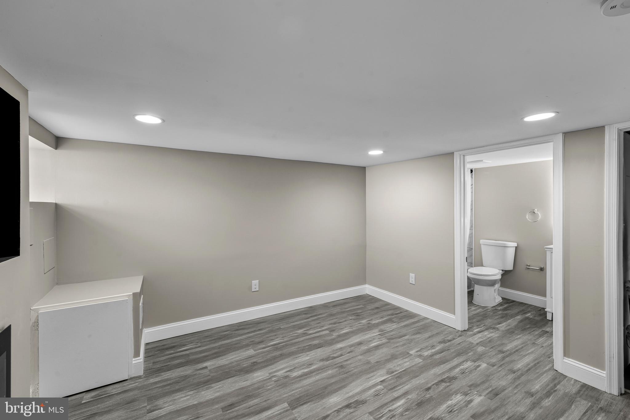 3307 Ravenwood Avenue Baltimore, MD 21213 - Photo 15 of 18