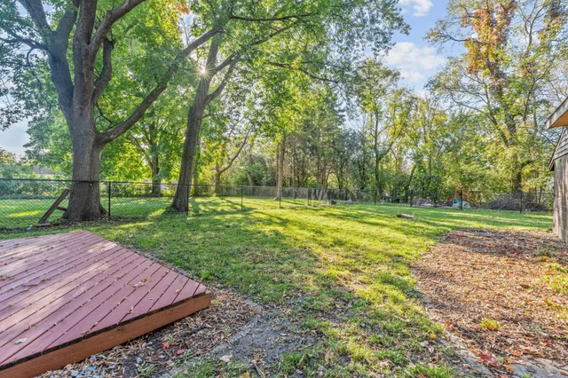 $360,000 | 5249 Main Street East, Maple Plain, MN 55359