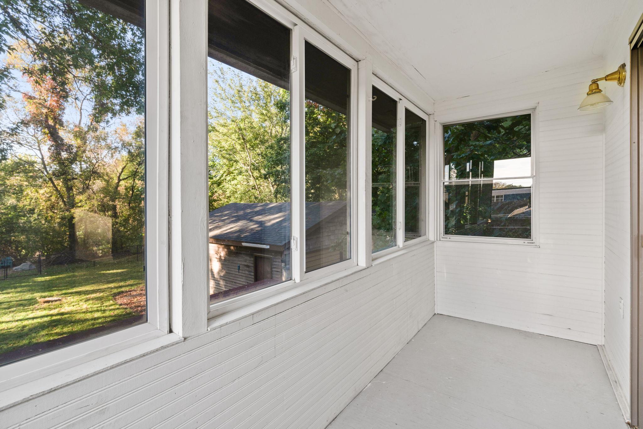 5249 Main Street East Maple Plain, MN 55359 - Photo 14 of 35