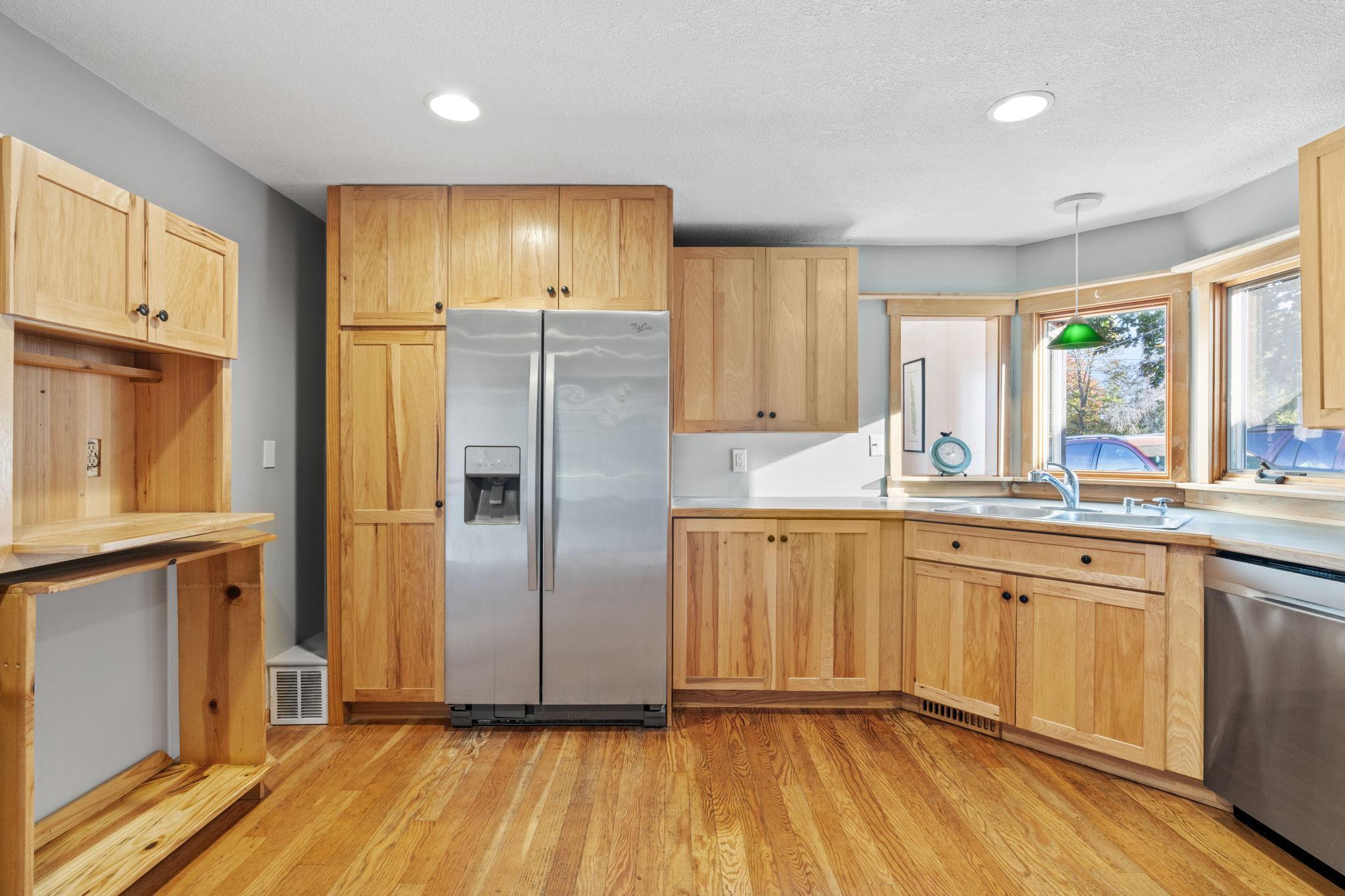 5249 Main Street East Maple Plain, MN 55359 - Photo 20 of 35