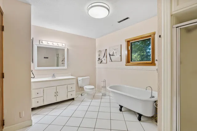 $360,000 | 5249 Main Street East, Maple Plain, MN 55359