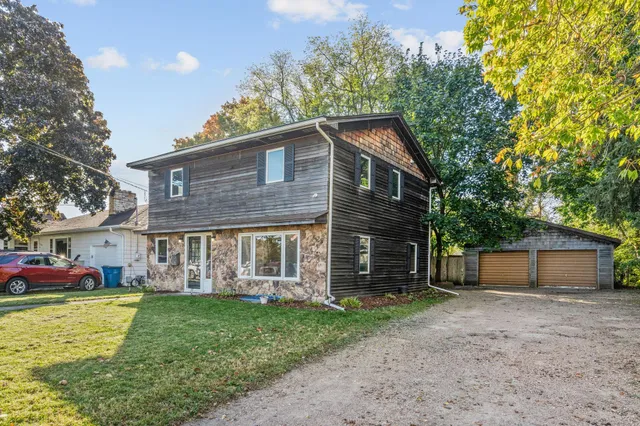 $360,000 | 5249 Main Street East, Maple Plain, MN 55359