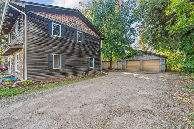 $360,000 | 5249 Main Street East, Maple Plain, MN 55359