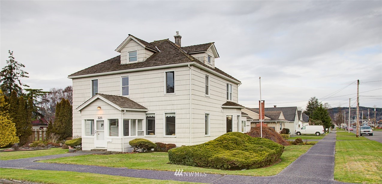 321 O Street Hoquiam, WA 98550 - Photo 1 of 24