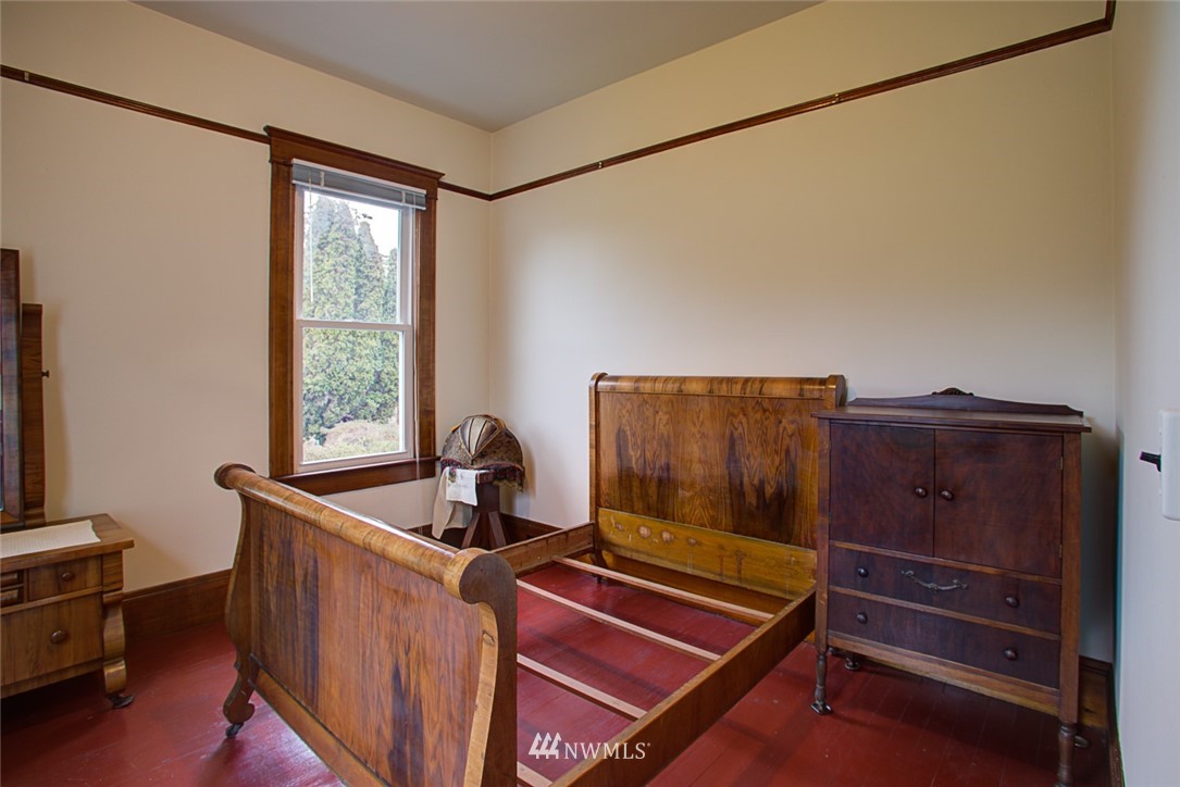 321 O Street Hoquiam, WA 98550 - Photo 13 of 24