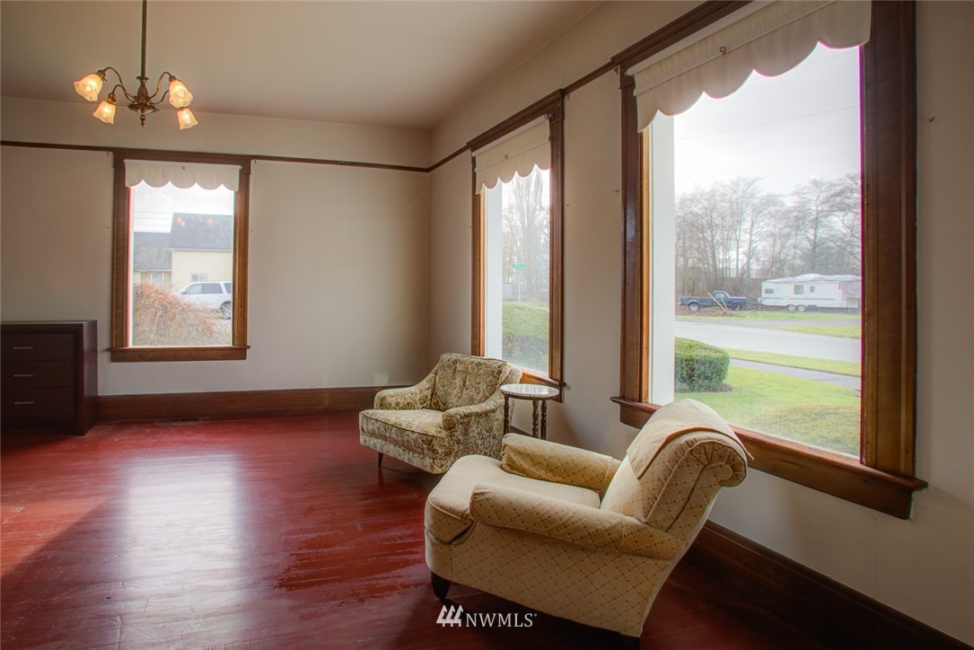 321 O Street Hoquiam, WA 98550 - Photo 7 of 24