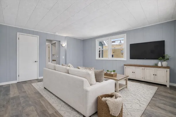 $244,900 | 2133 South Burdick Street, Kalamazoo, MI 49001