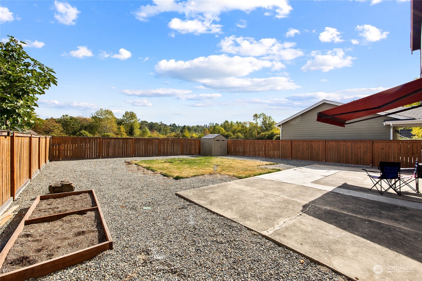 1910 Talbot Road South Renton, WA 98055 - Photo 25 of 26 a view of a backyard