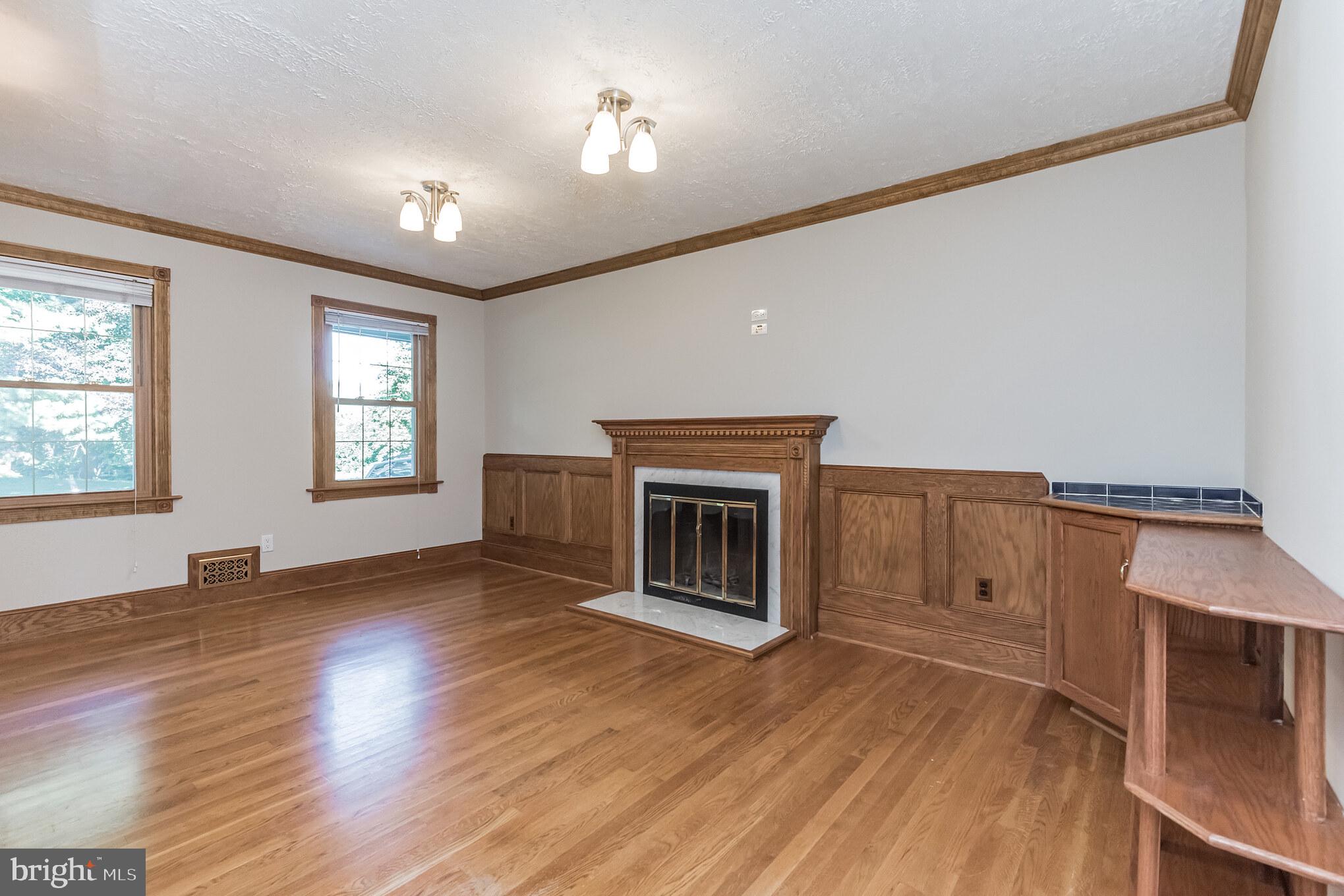 2124 Drury Road Silver Spring, MD 20906 - Photo 11 of 29 Family room toward front windows