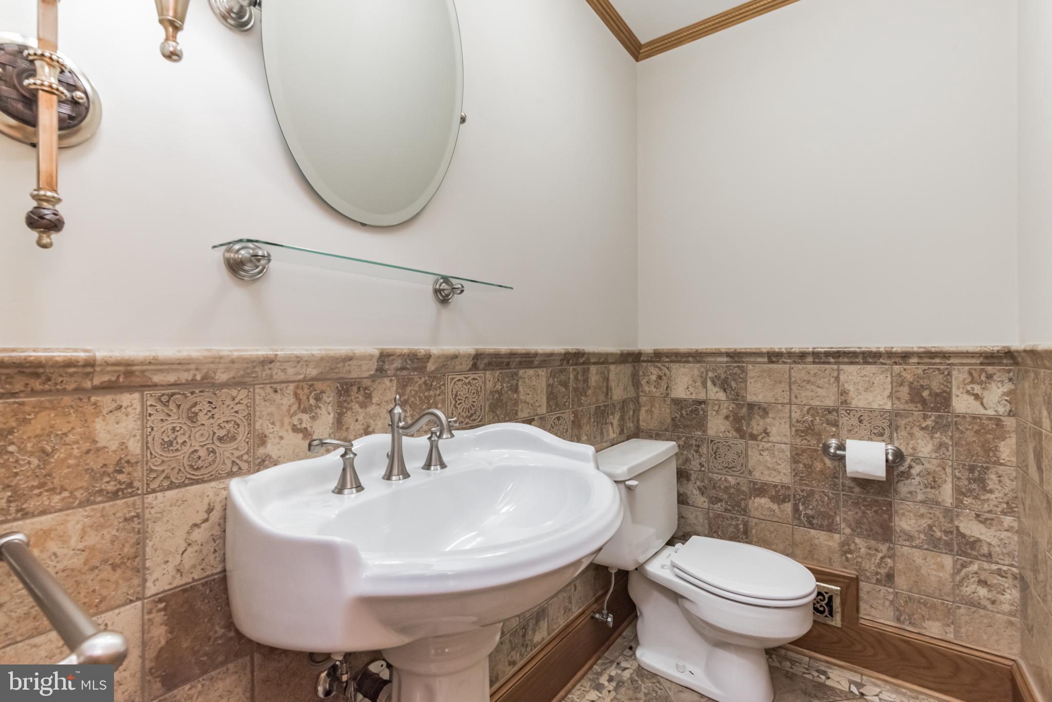2124 Drury Road Silver Spring, MD 20906 - Photo 13 of 29 Main level powder room