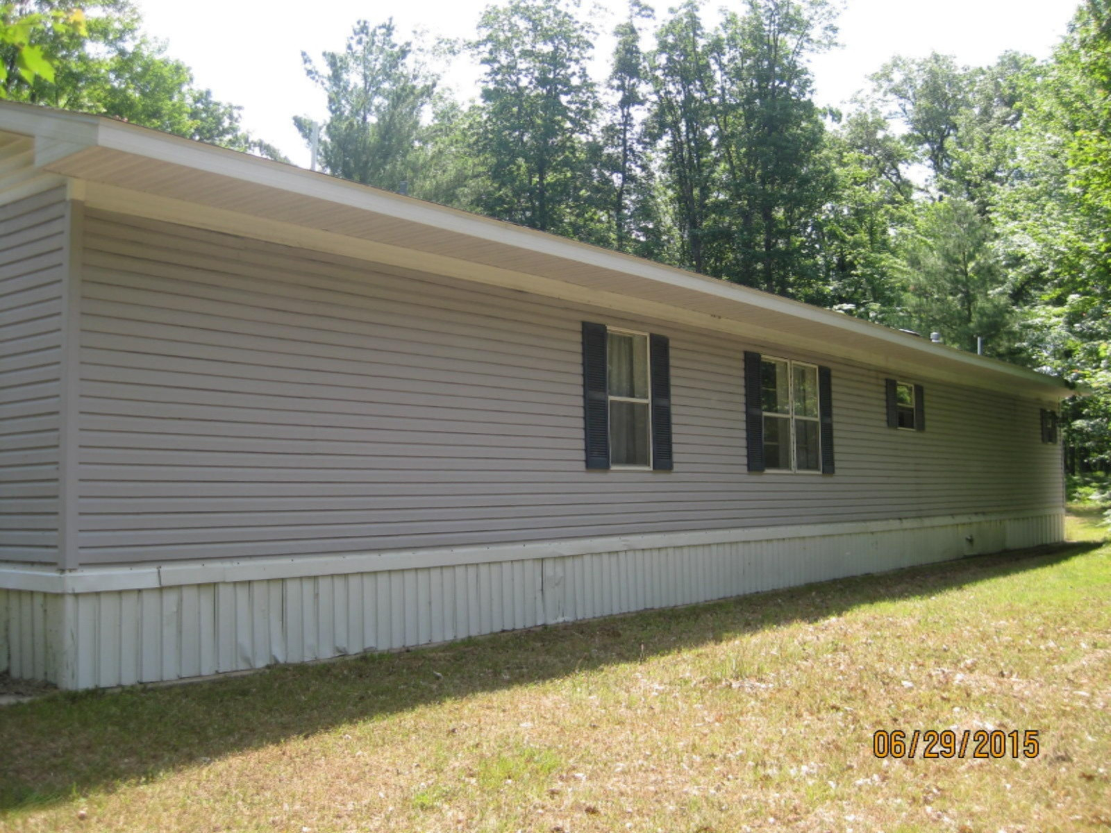 8047 East Minnie Circle Reed City, MI 49677 - Photo 3 of 18 IMG_1438