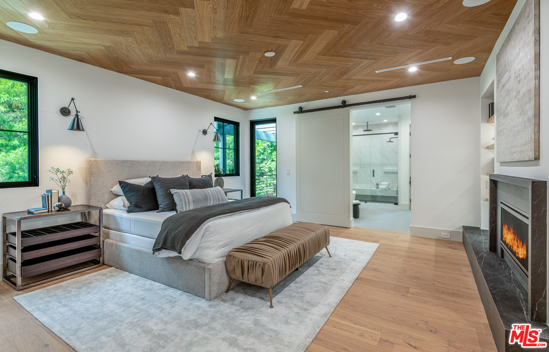 1371 Marinette Road Pacific Palisades, CA 90272 - Photo 16 of 50