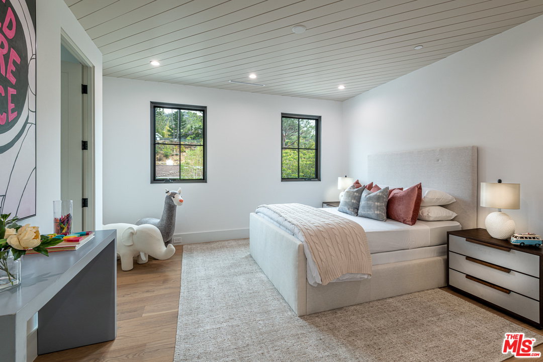 1371 Marinette Road Pacific Palisades, CA 90272 - Photo 22 of 50