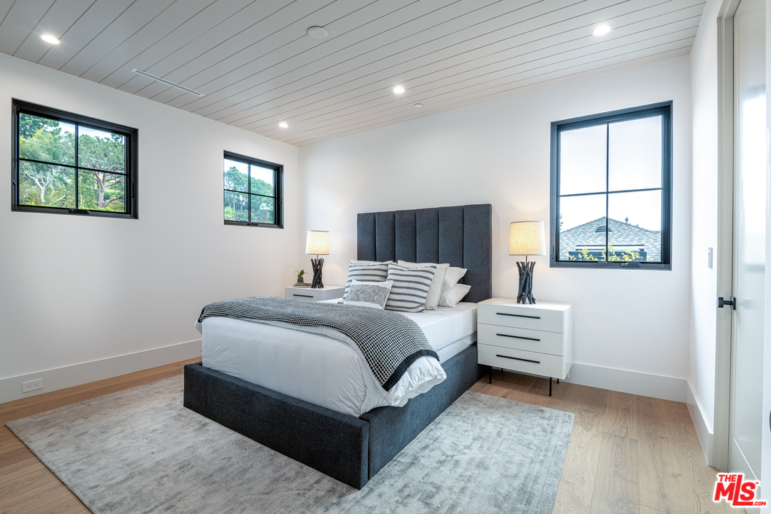 1371 Marinette Road Pacific Palisades, CA 90272 - Photo 24 of 50