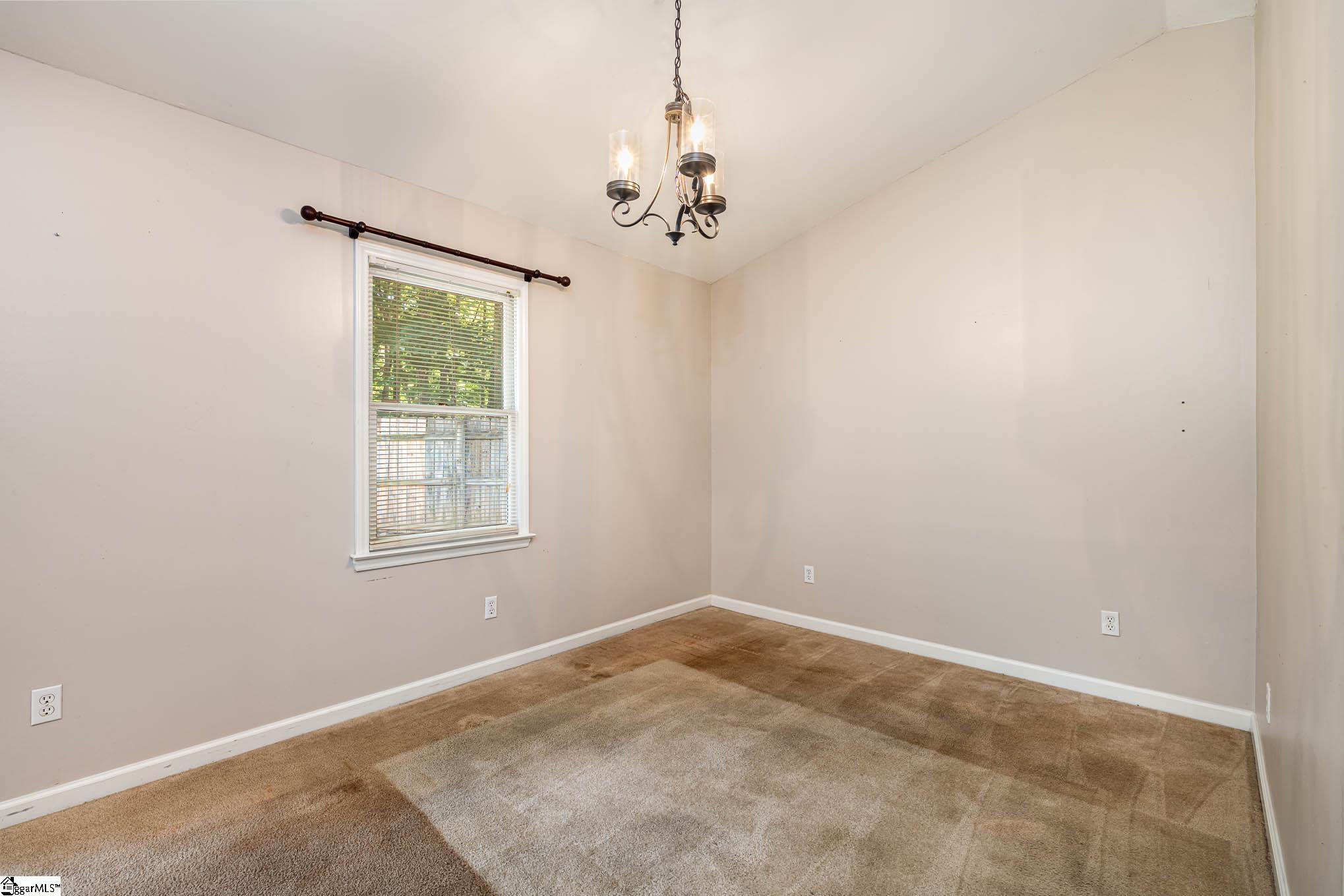 110 Pascal Drive Greenwood, SC 29649 - Photo 8 of 30