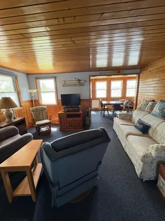 $349,900 | 11680 East 600 North, Orland, IN 46776
