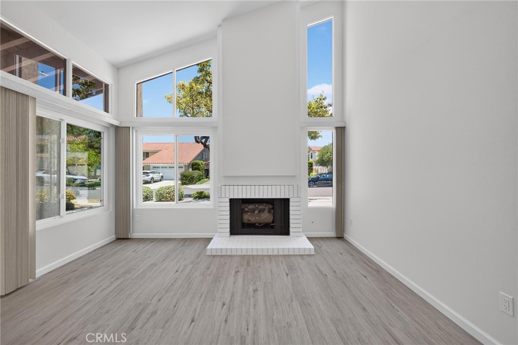 3026 Softwind Way Torrance, CA 90505 - Photo 10 of 36