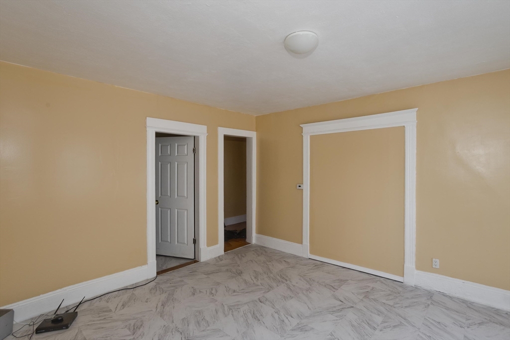 116-118 Massasoit Street Springfield, MA 01107 - Photo 16 of 32