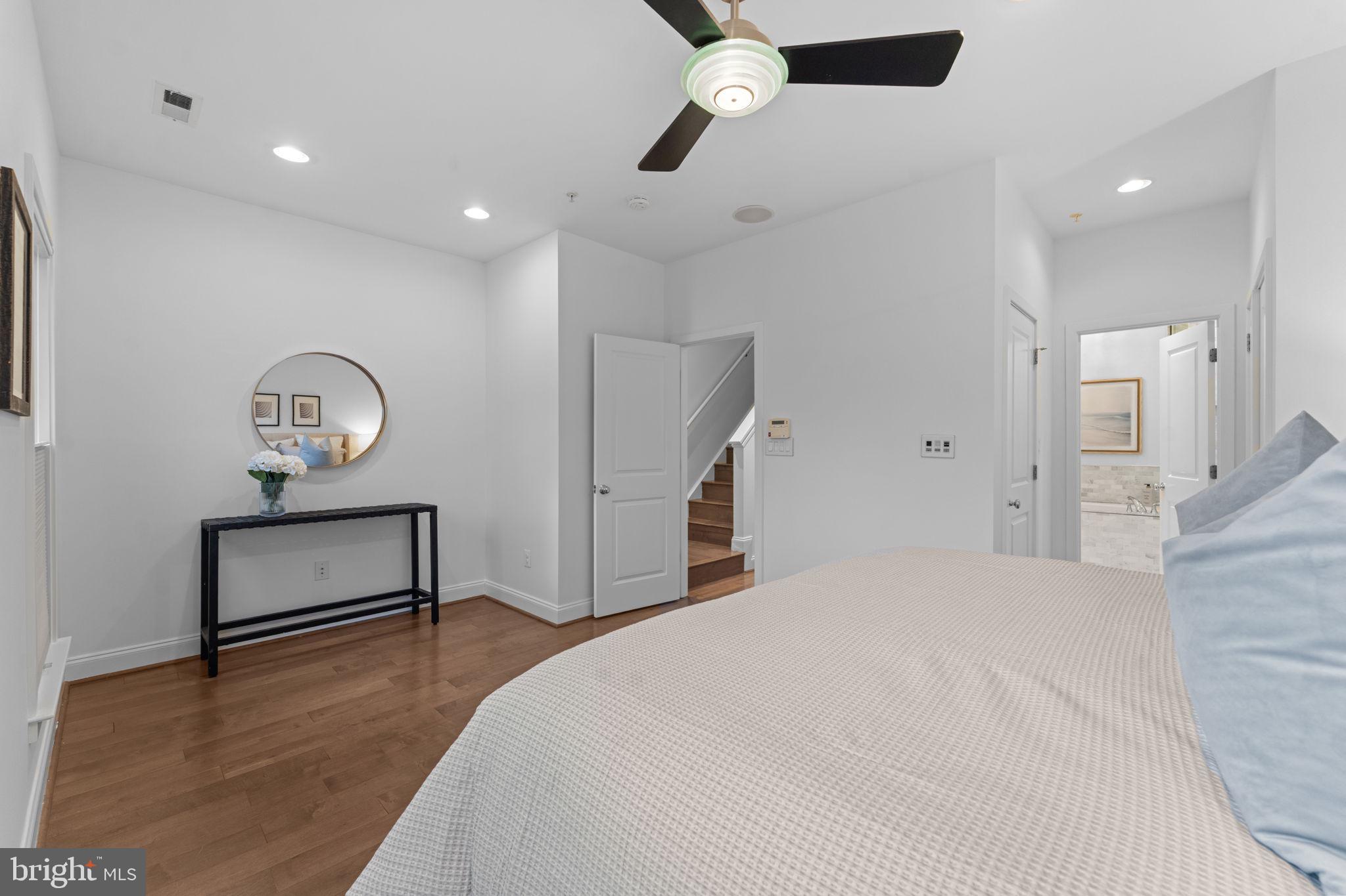 1010 4th Street Southeast Washington, DC 20003 - Photo 36 of 81