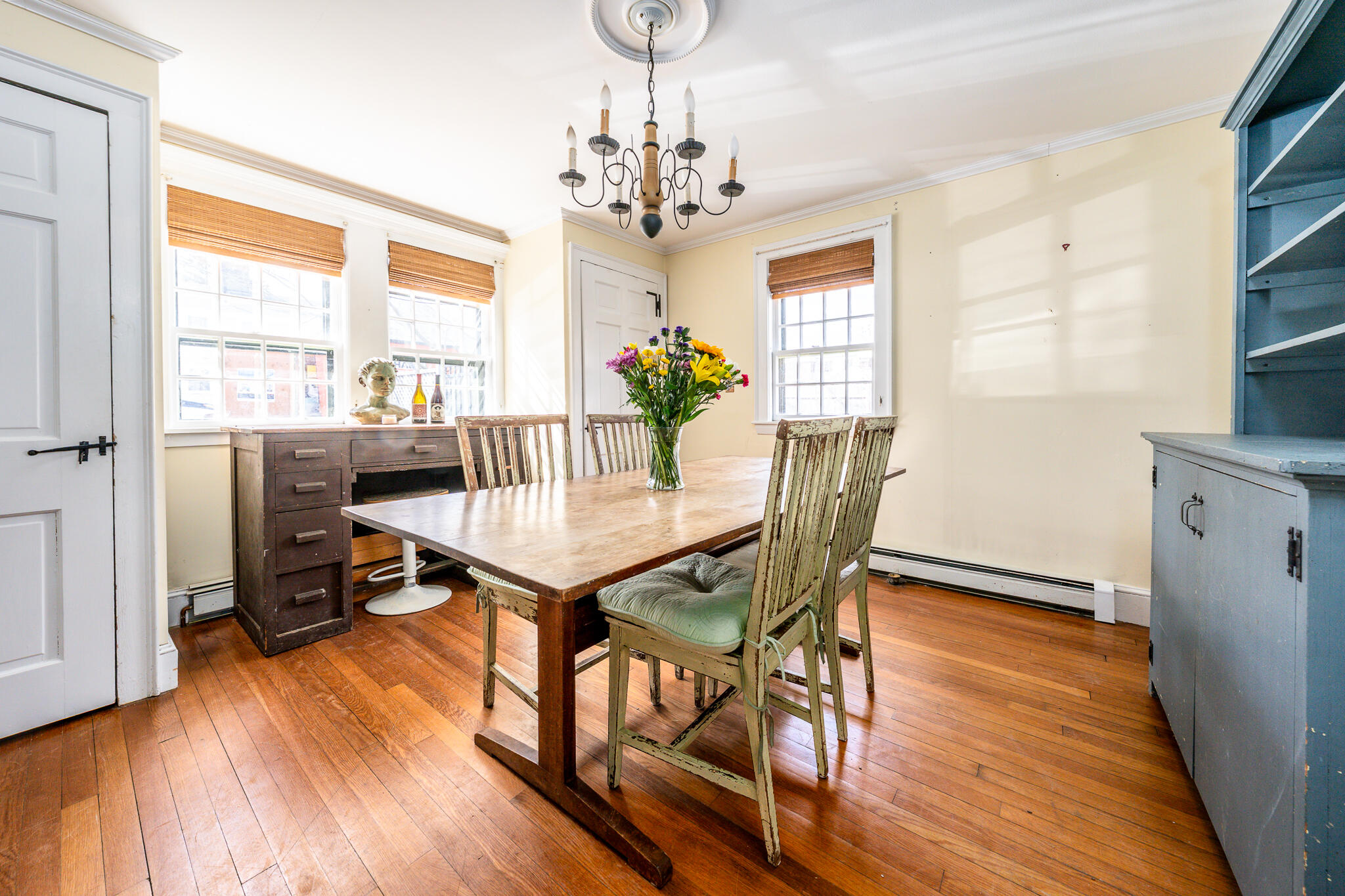 86 Sea Street Barnstable, MA 02601 - Photo 20 of 37 dine1