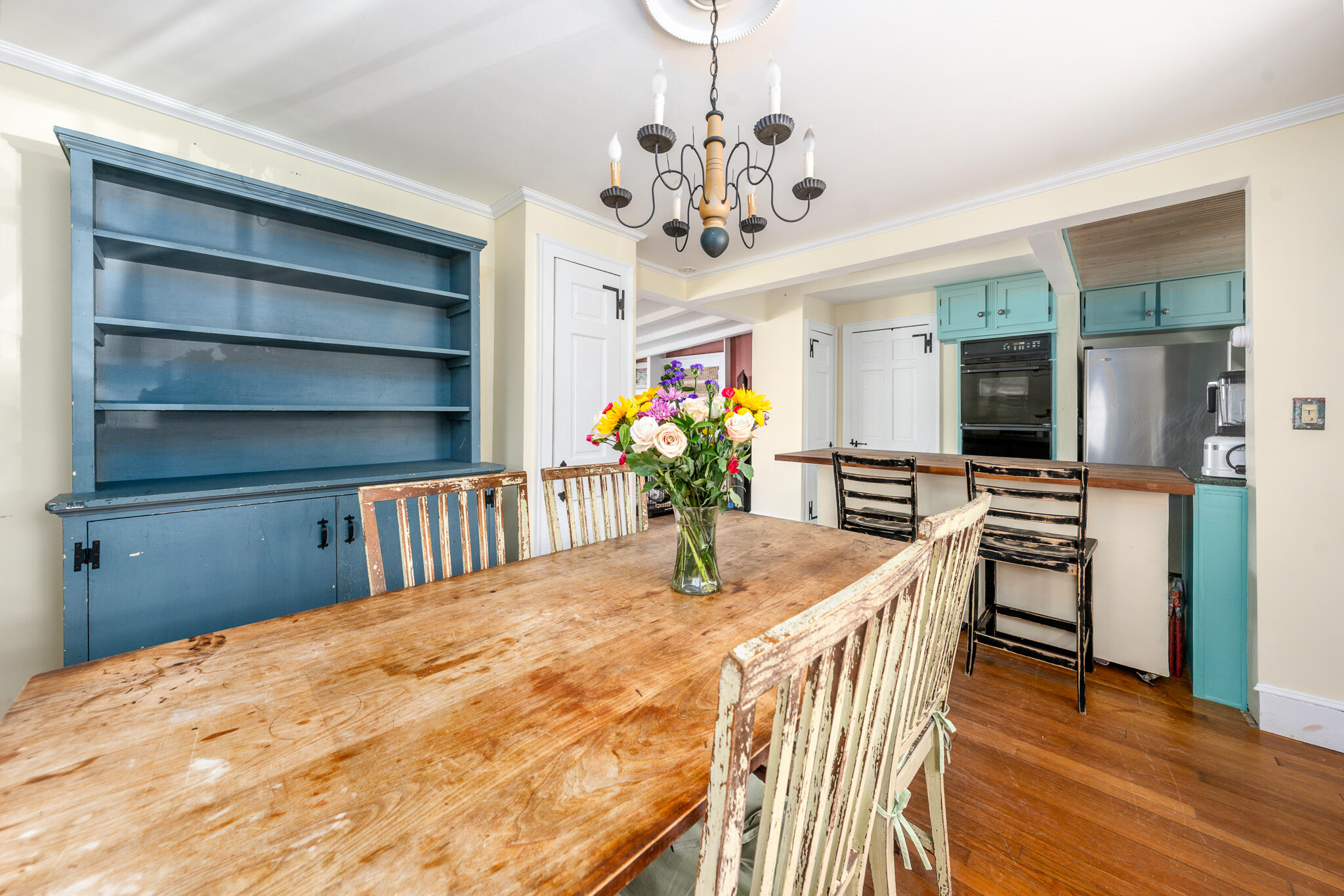 86 Sea Street Barnstable, MA 02601 - Photo 22 of 37 dine3
