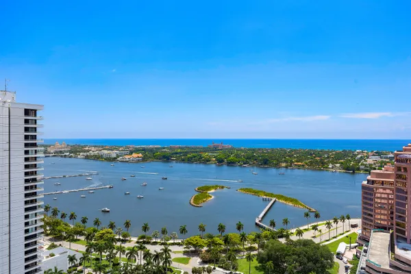 $8,950 | 701 South Olive Avenue, Unit 928, West Palm Beach, FL 33401