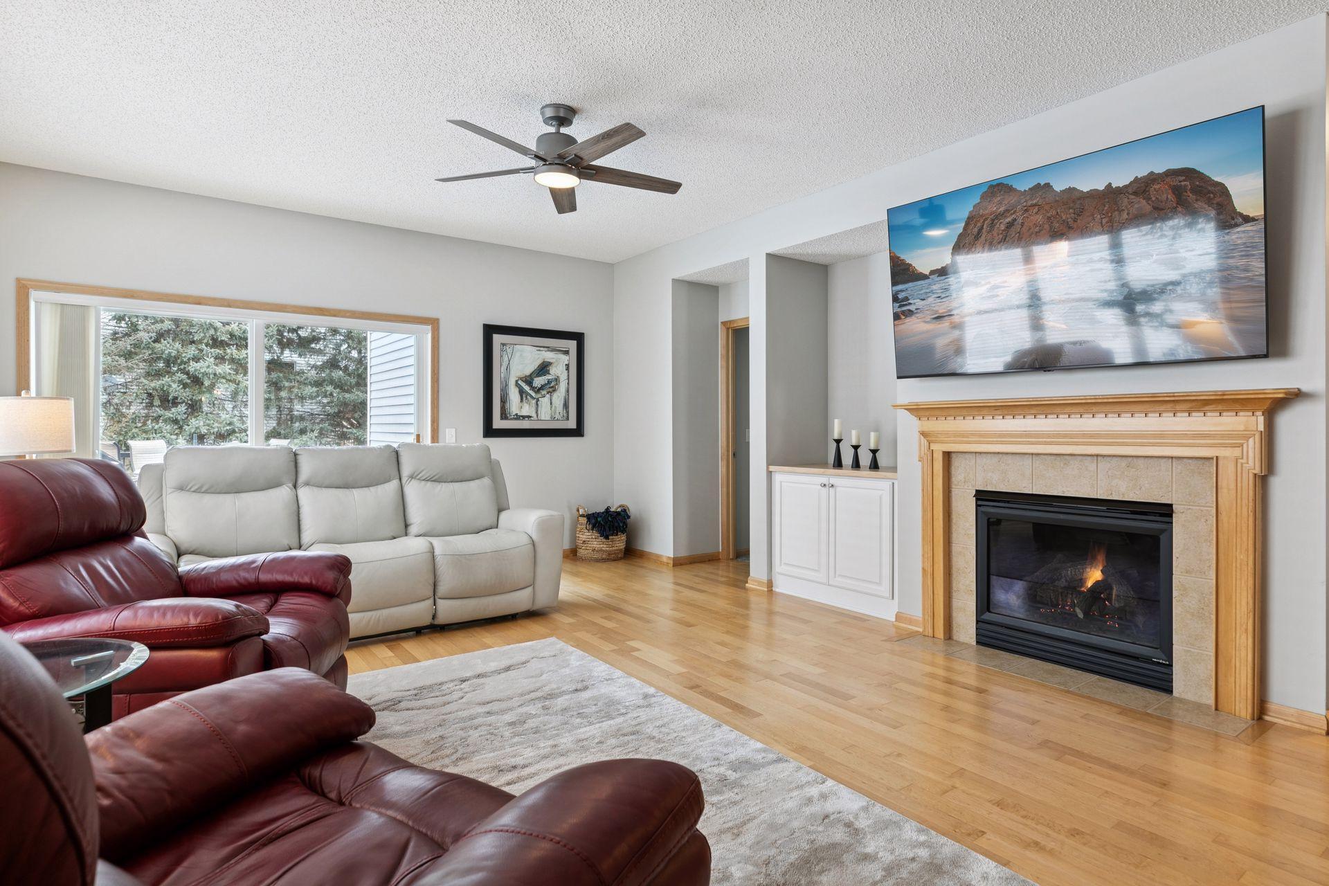 10764 Thone Road Woodbury, MN 55129 - Photo 4 of 31