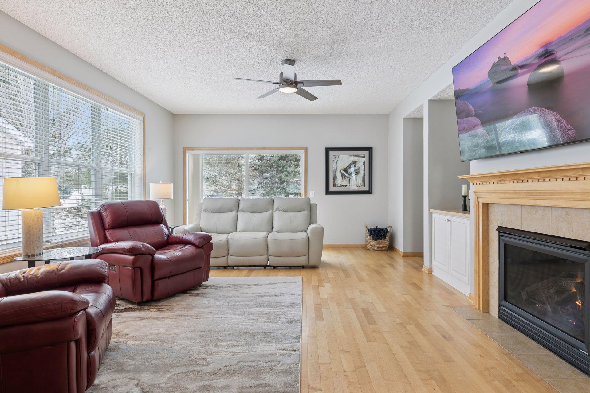 10764 Thone Road Woodbury, MN 55129 - Photo 5 of 31