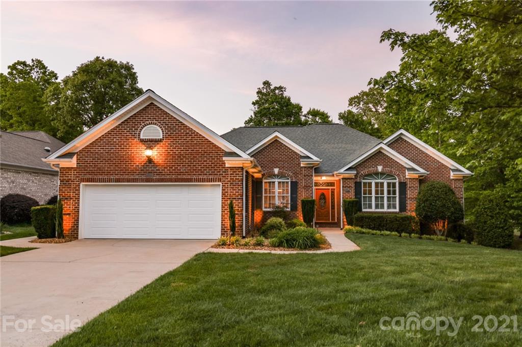 850 Players Ridge Road Hickory, NC 28601 - Photo 2 of 46 Gallery Image 2