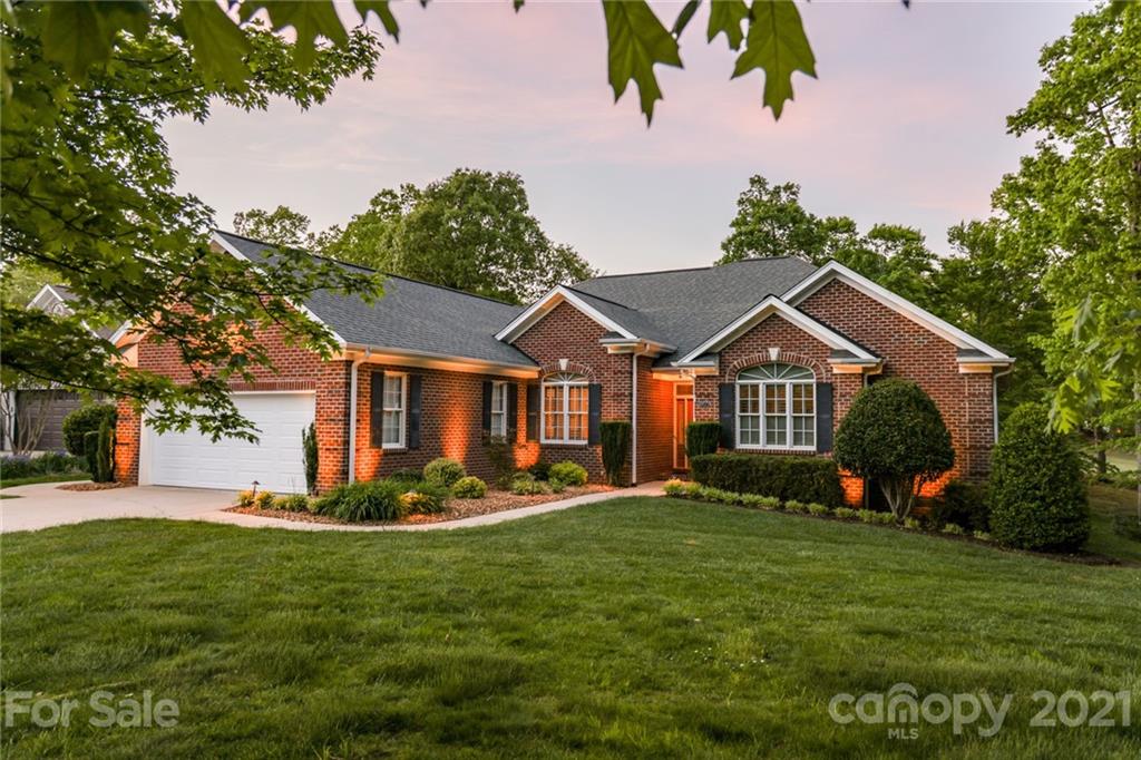 850 Players Ridge Road Hickory, NC 28601 - Photo 4 of 46 Gallery Image 4