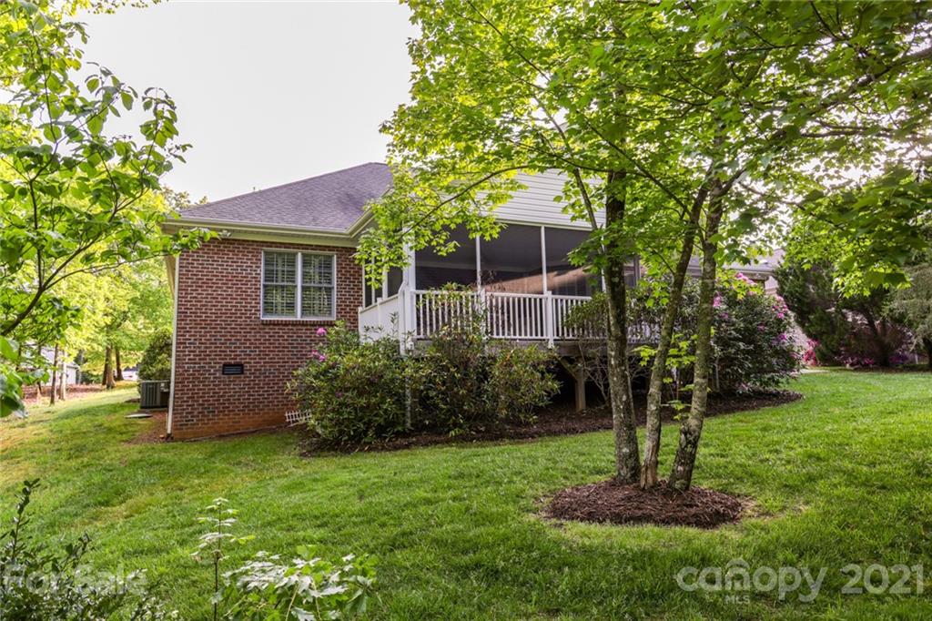 850 Players Ridge Road Hickory, NC 28601 - Photo 38 of 46 Gallery Image 38